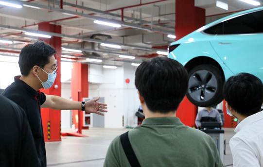 線上線下全域聯(lián)動 特斯拉開創(chuàng)汽車行業(yè)售后服務新常態(tài)